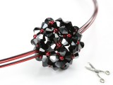 Groe Blumenkugel in Jet Hematite